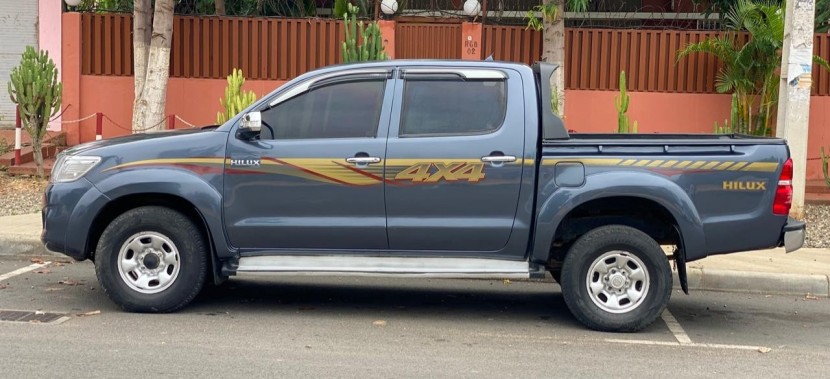Venda TOYOTA HILUX 2KD SÉRIE FZ