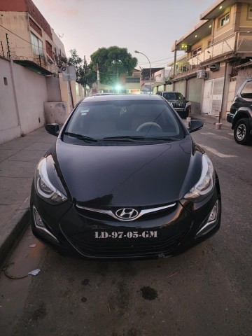 Venda HYUNDAI ELANTRA