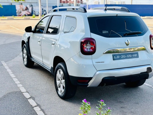 Venda Renault Duster limpo gasolina automático