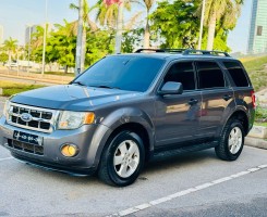 A venda Ford escape limpo
