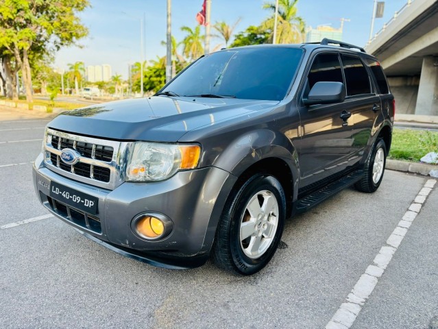 Venda Ford escape limpo