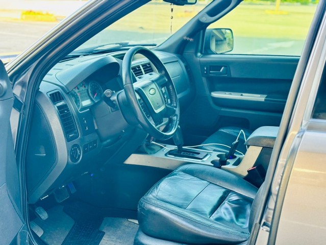 Venda Ford escape limpo