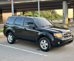 A venda Ford escape limpo