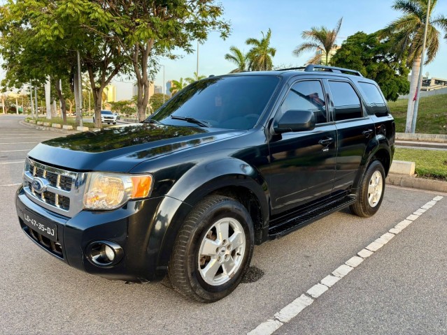 Venda Ford escape limpo