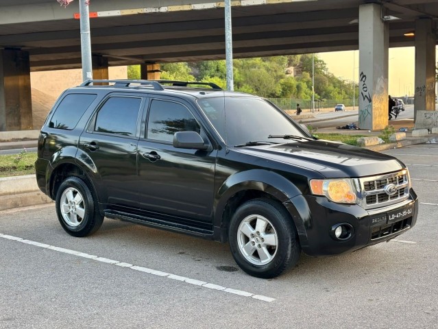 Venda Ford escape limpo