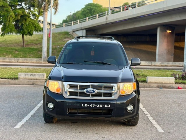Venda Ford escape limpo