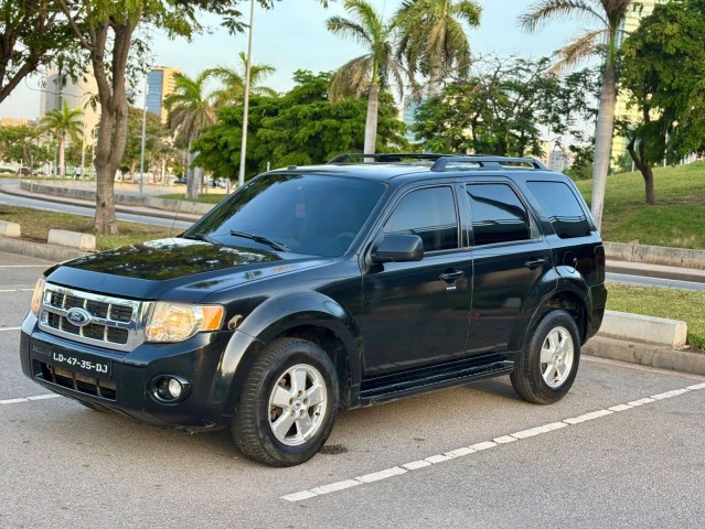 Venda Ford escape limpo