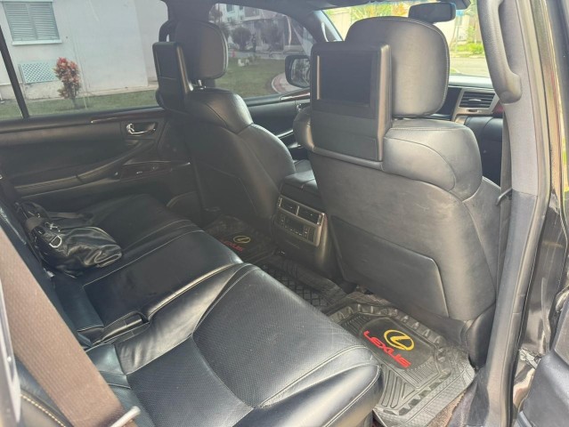 Venda LEXUS LX570S