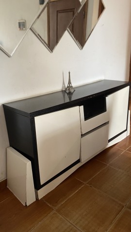 Venda Aparador de Madeira Branco e Preto