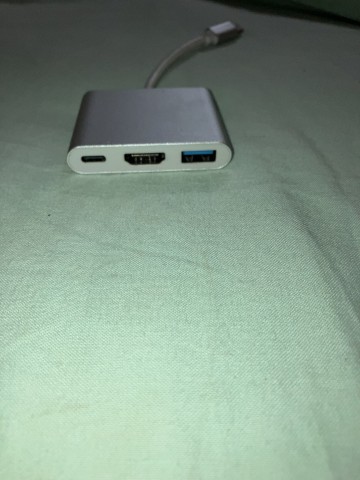 Venda Adaptador USB-C para HDMI