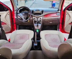 A venda HYUNDAI i10 1.2
