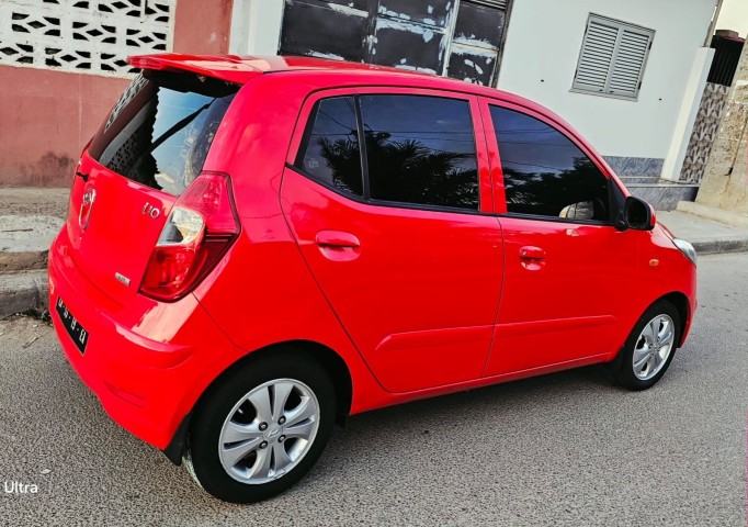 Venda HYUNDAI i10 1.2