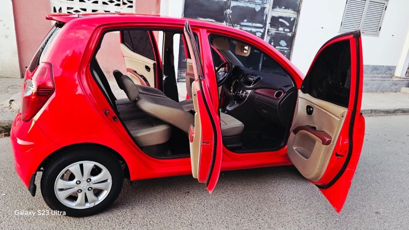 Venda HYUNDAI i10 1.2